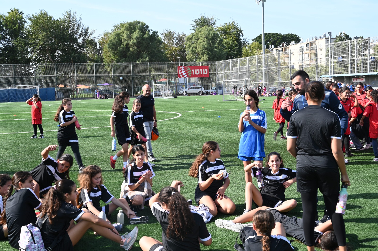 WhatsApp Image 2022-12-12 at 10.15.47 PM (2).jpeg